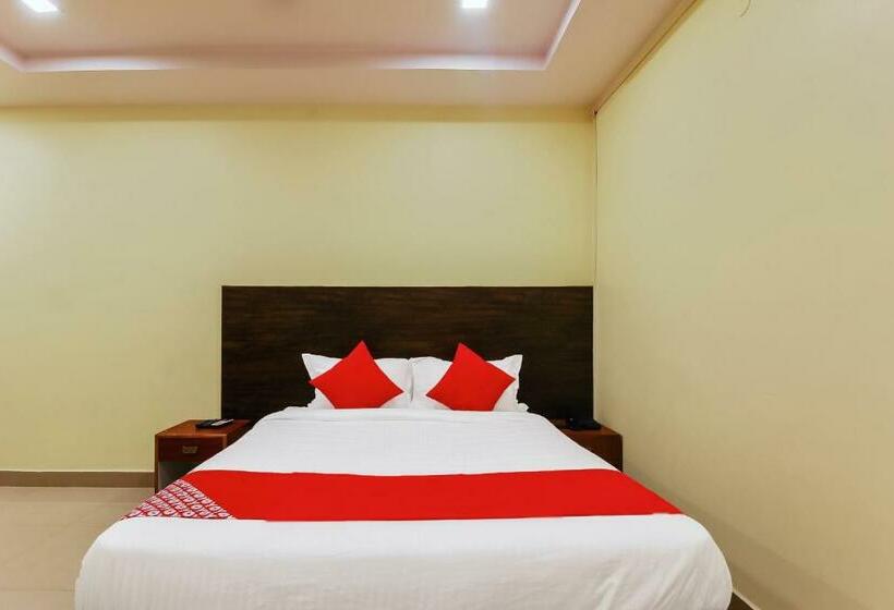 Трехместный Номер Классика, Oyo Home 37838 Bahavni Residency