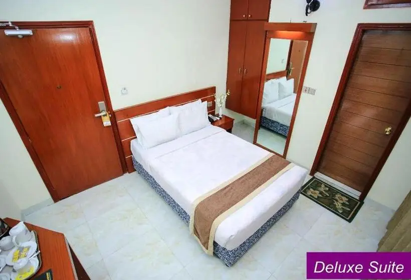 اتاق لوکس, Royal Beach Resort