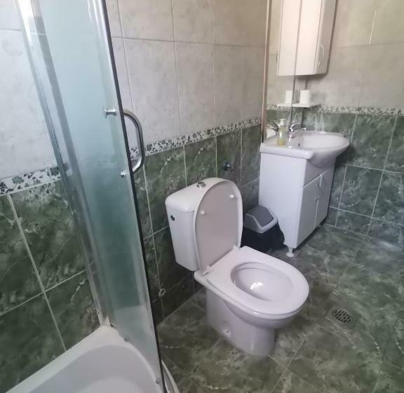 اتاق استاندارد با بالکن, Guesthouse Zimovski