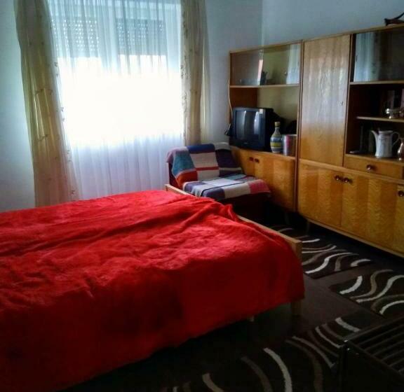 标准间, Kökörcsin Vendégház