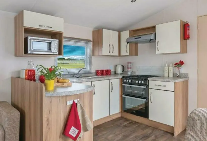 Talo 3 Makuuhuonetta, Ryan Bay Holiday Park