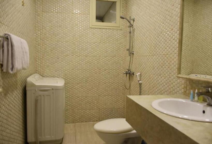 سوئیت جونیور خانوادگی, درة المساكن للآجنحة الفندقية   الواجهة البحرية