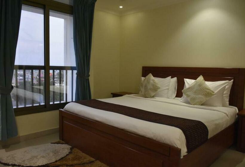Quarto Deluxe com Sacada, درة المساكن للآجنحة الفندقية   الواجهة البحرية