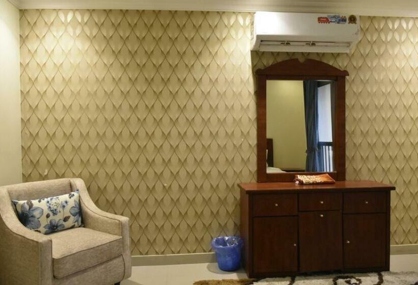 اتاق لوکس با بالکن, درة المساكن للآجنحة الفندقية   الواجهة البحرية