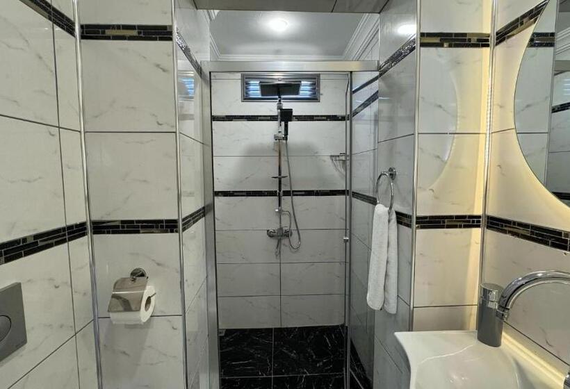 اتاق لوکس چهار تخته, Dizayn Residence