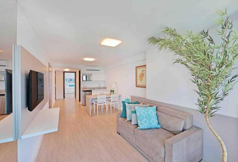 جناح بريميوم مطل علي البحر, Hy Apartments & Hotels