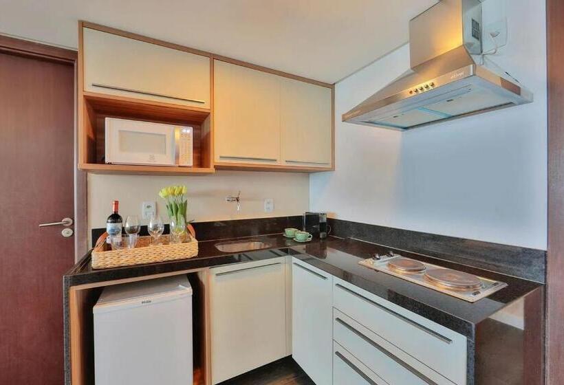 Президентский Люкс, Hy Apartments & Hotels