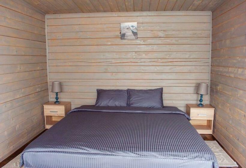 1 Bedroom Apartment Lake View, Kaniv Fishclub