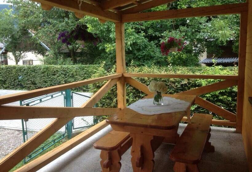 Chambre Standard Vue Montagne, садиба сонячна