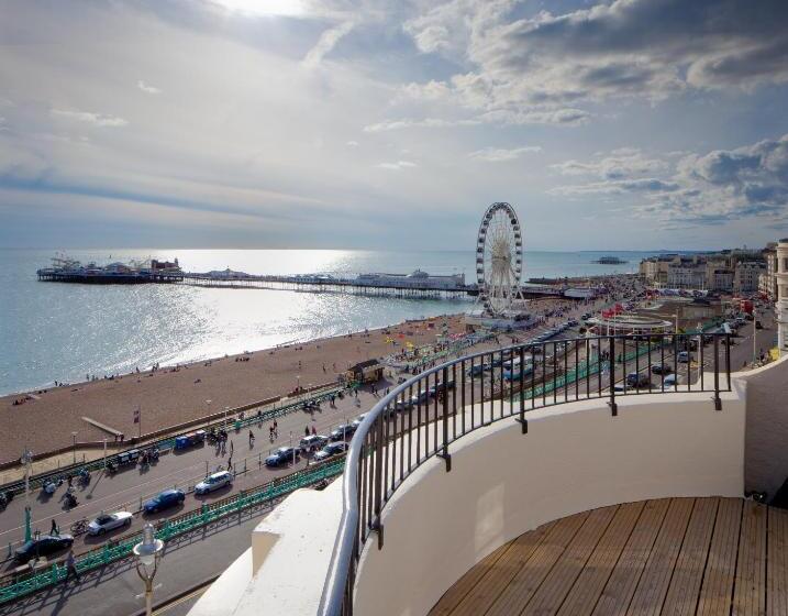 海景标准间露台, A Room With A View