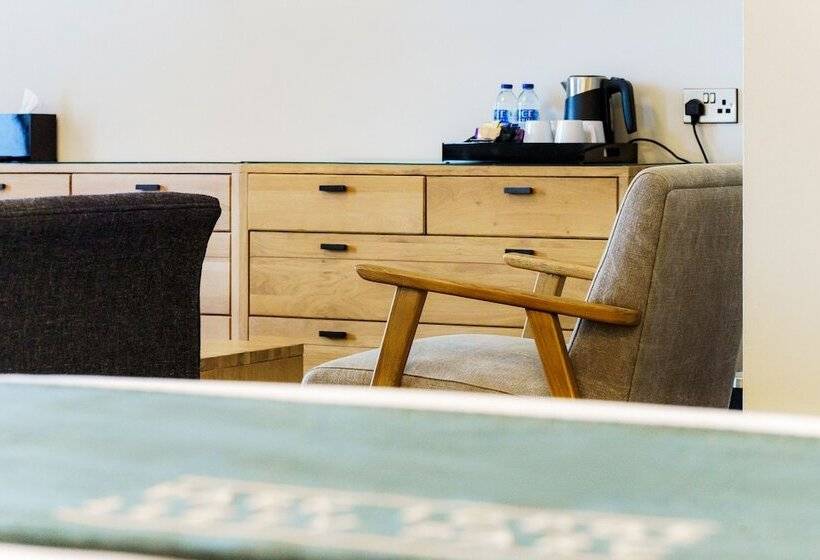 Номер Стандарт, Aberystwyth Park Lodge