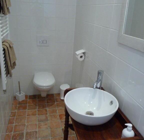 スタンダードルーム, Domaine De Savigny