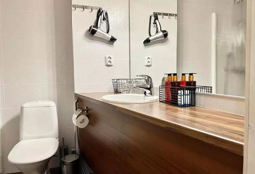 اتاق استاندارد سه نفره, Hospitz