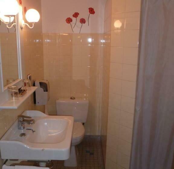 Номер Стандарт, Hôtel La Résidence