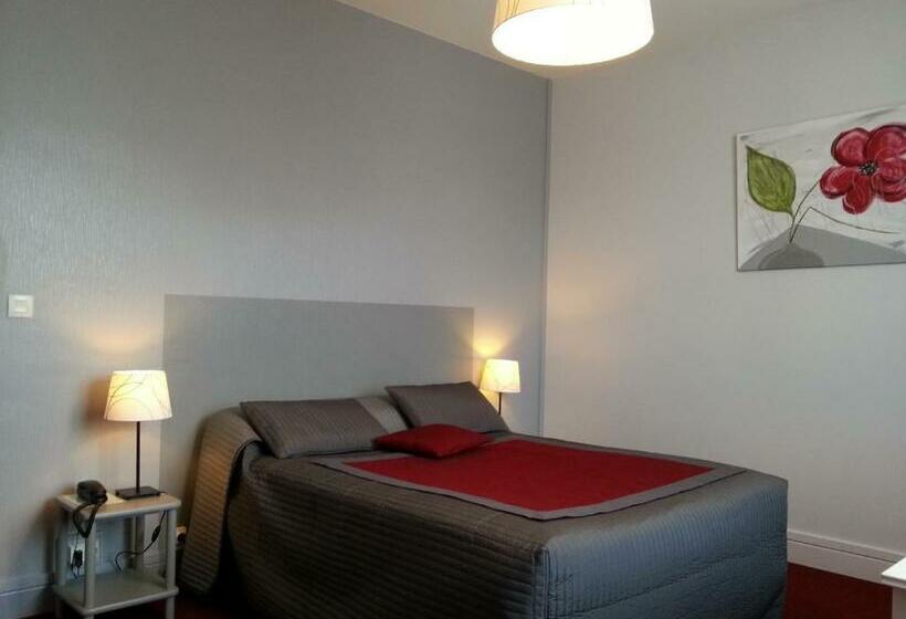 Номер Стандарт, Hôtel La Résidence