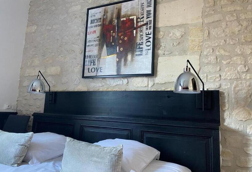 Standard Værelse, Quai Des Pontis