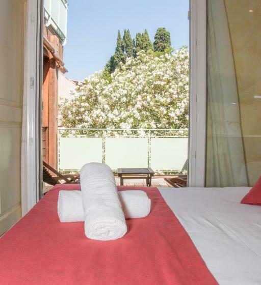 高级园景房, & Spa La Villa