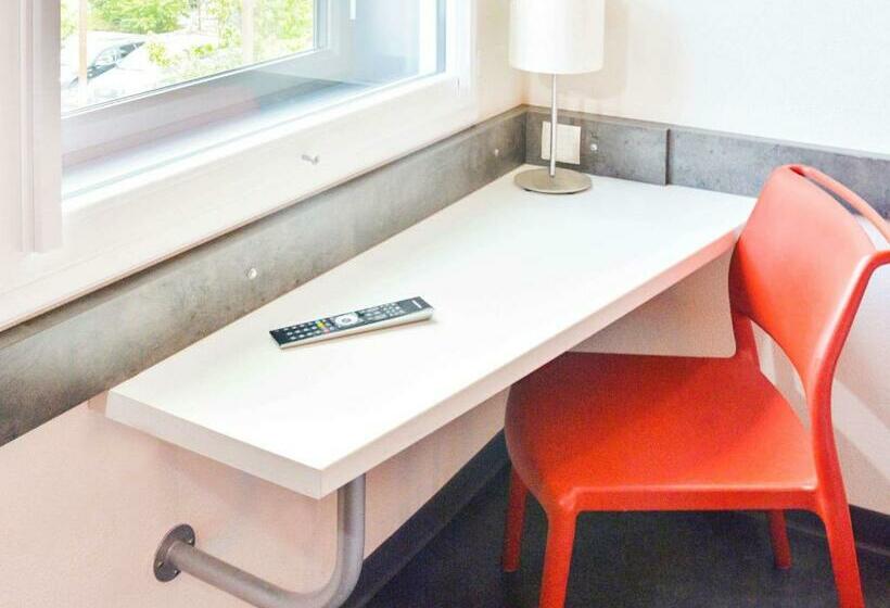 Номер Стандарт Трехместный, Ibis Budget Archamps Porte De Geneve