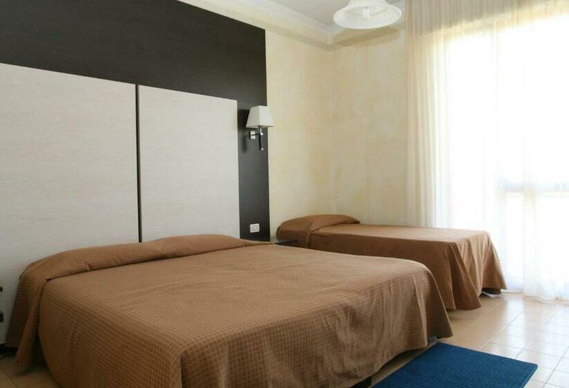 标准三人间, La Palma