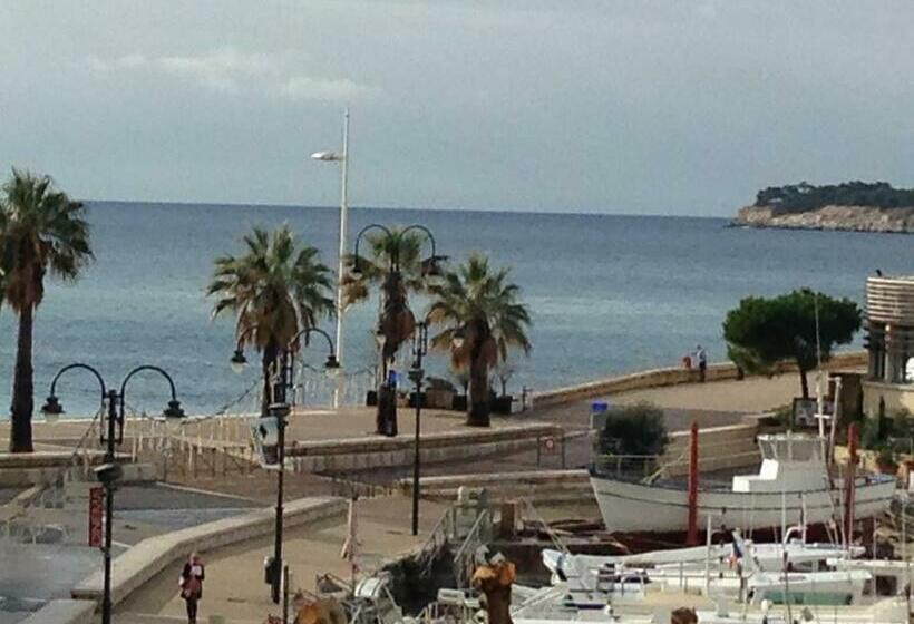 标准间, Le Cassiden