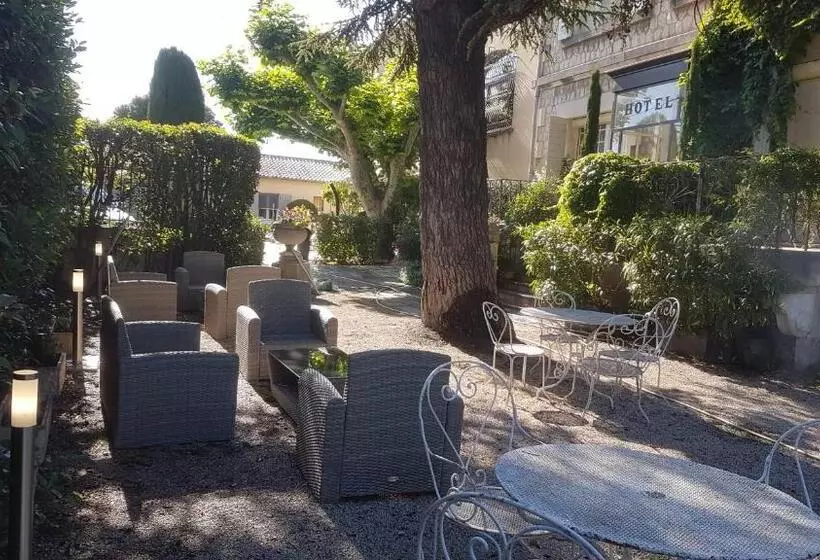スーペリアールーム, Le Castelet Des Alpilles