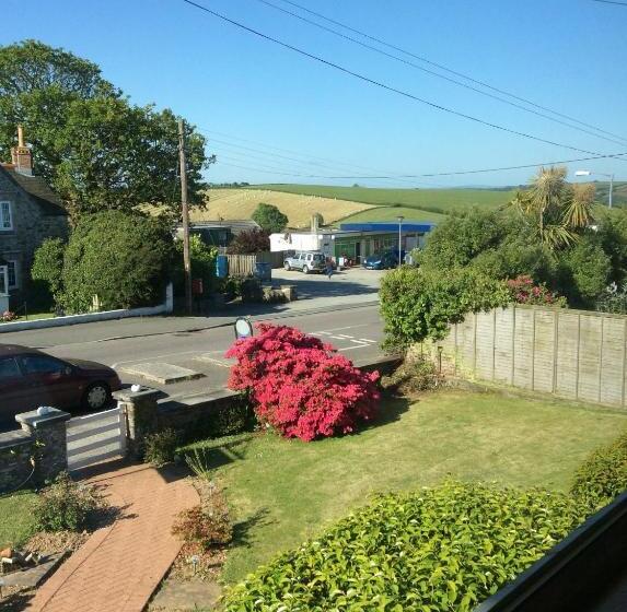 Familjerum, Orchard Manor