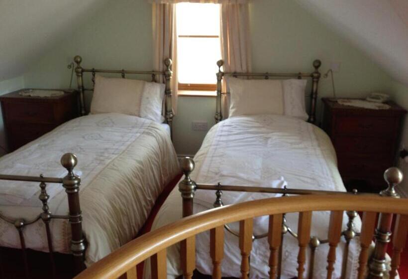 Penthouse Svit, Orchard Manor