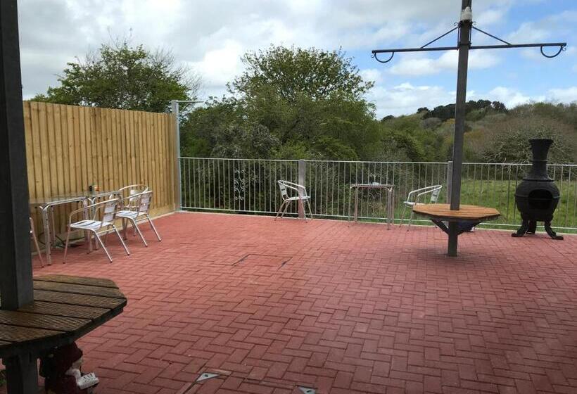 Standardrum, Orchard Manor