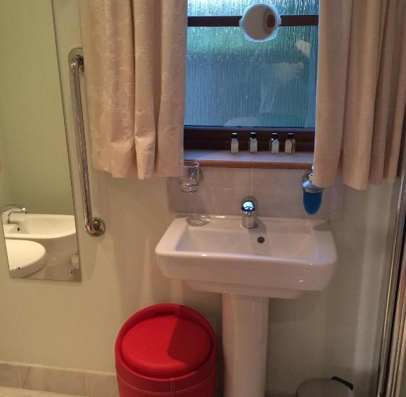 1 Sovrums Lägenhet med Balkong, Orchard Manor