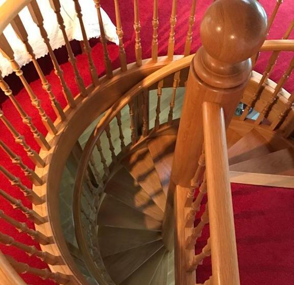 Penthouse Svit, Orchard Manor