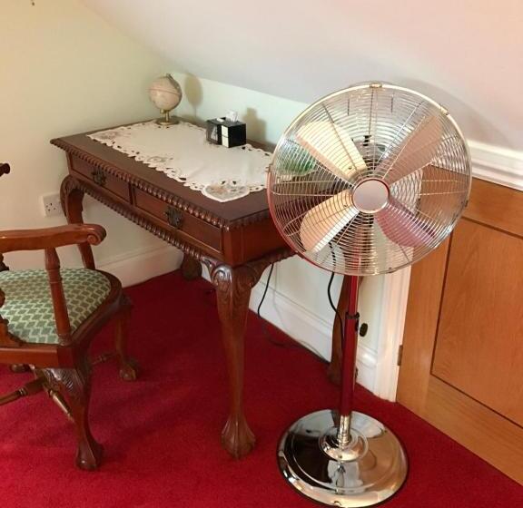 Penthouse Svit, Orchard Manor