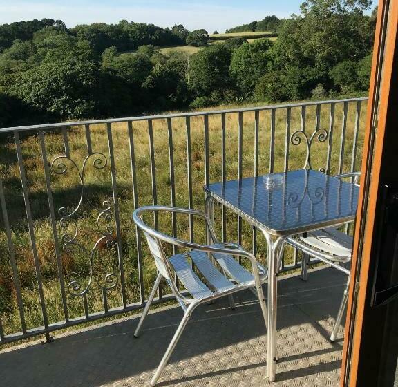 Standardrum med Utsikt, Orchard Manor