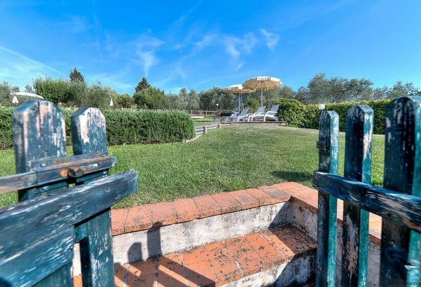 آپارتمان 2 خوابه, Podere Le Rondini