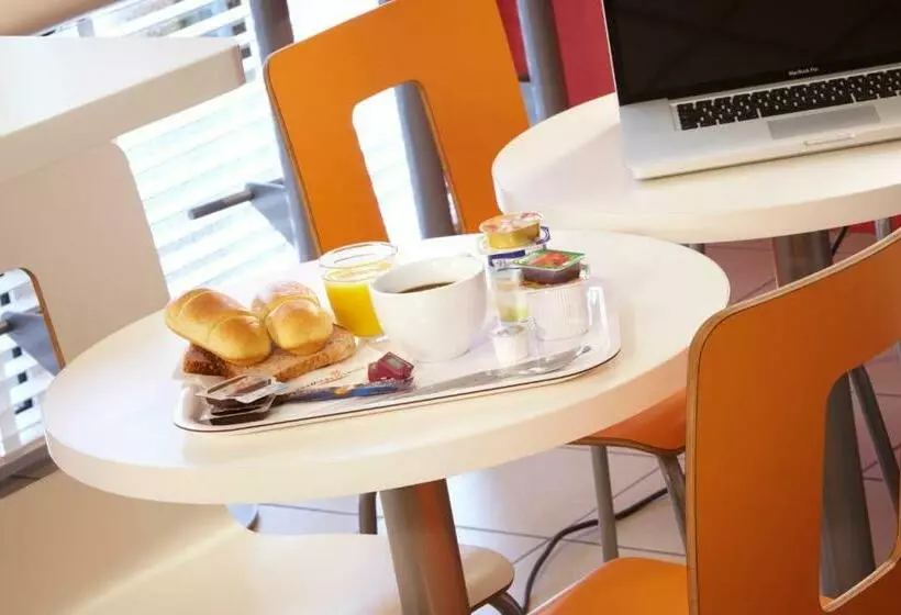 スタンダードトリプルルーム, Première Classe Perpignan Nord   Aéroport