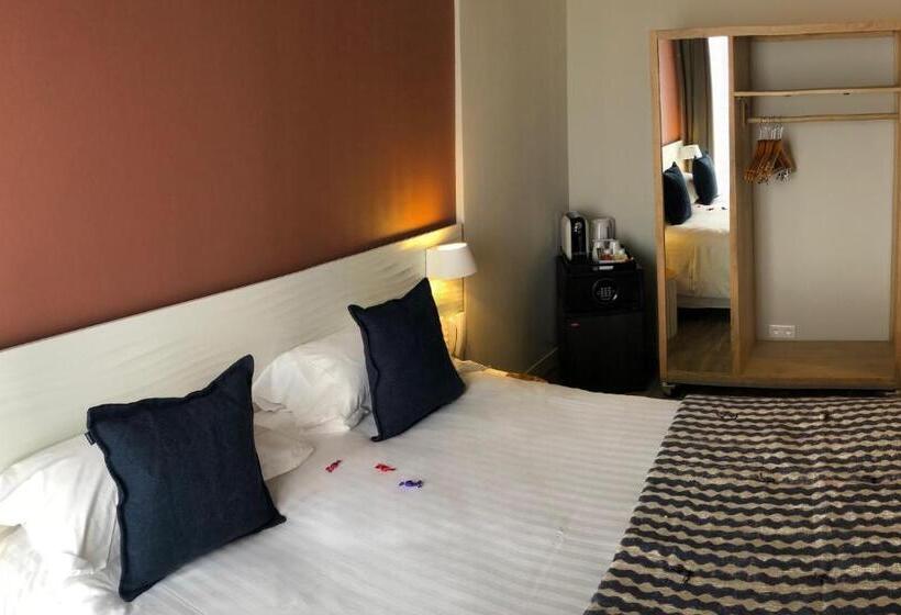 חדר סטנדרט עם מרפסת ונוף לים, Boutique Hotel & Spa La Villa Cap Ferrat