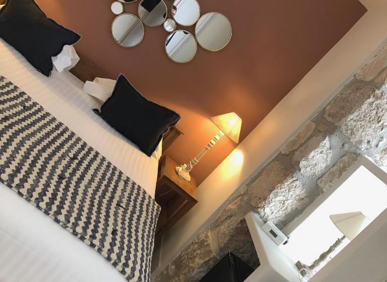 Полулюкс, Boutique Hotel & Spa La Villa Cap Ferrat