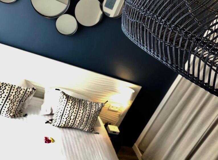 Triple Room Sea View, Boutique Hotel & Spa La Villa Cap Ferrat