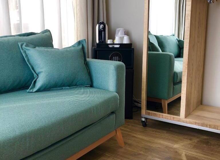 נוף לבריכה, Boutique Hotel & Spa La Villa Cap Ferrat