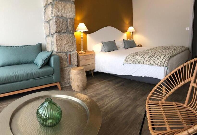 נוף לבריכה, Boutique Hotel & Spa La Villa Cap Ferrat