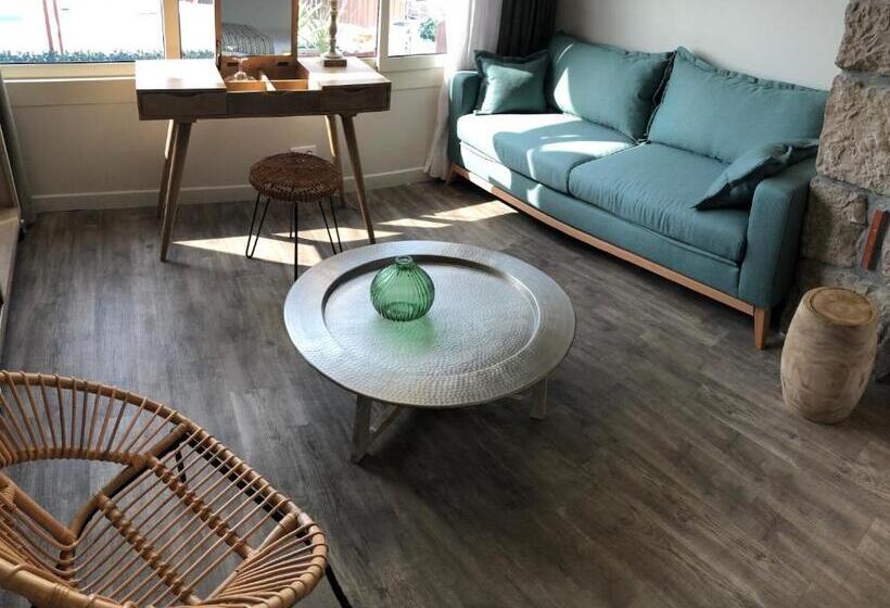 נוף לבריכה, Boutique Hotel & Spa La Villa Cap Ferrat