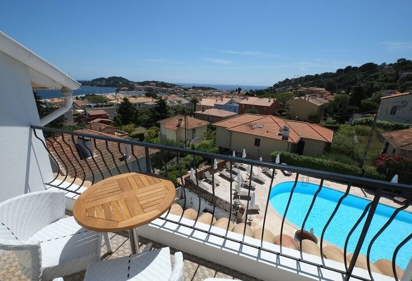 חדר סטנדרט נוף לים עם טרסה, Boutique Hotel & Spa La Villa Cap Ferrat