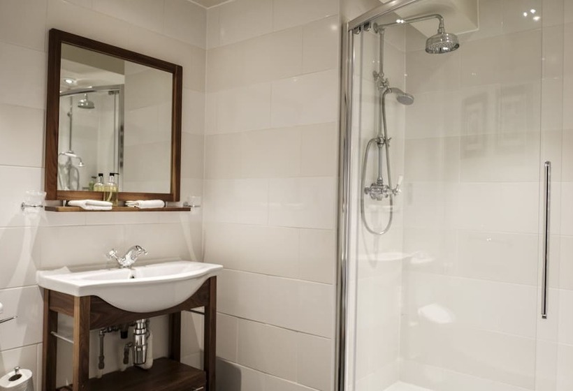 חדר סופריור, The Pilgrim Inn