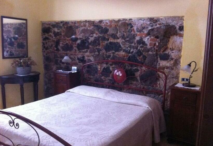 اتاق استاندارد سه نفره, Agriturismo Il Giglio