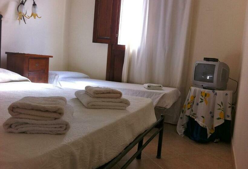 스탠다드 트리플 룸, Agriturismo Il Giglio