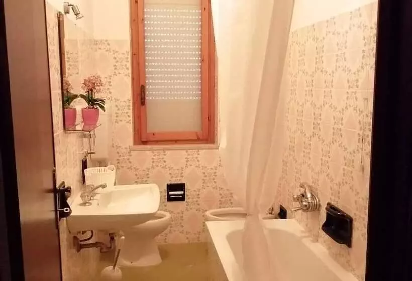 スタンダード４人部屋, Albergo Bruna