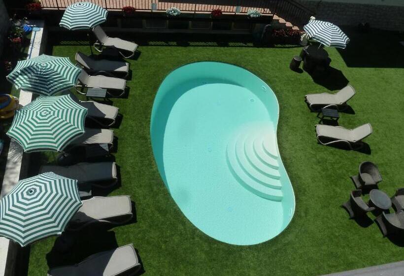 Номер Стандарт Трехместный, Albergo Casa Este