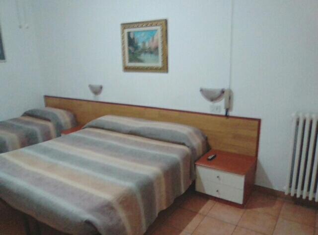 اتاق استاندارد سه نفره, Albergo Cavour Self Checkin