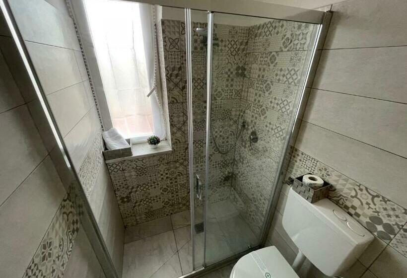 带海景的标准房, Albergo Villa Marina