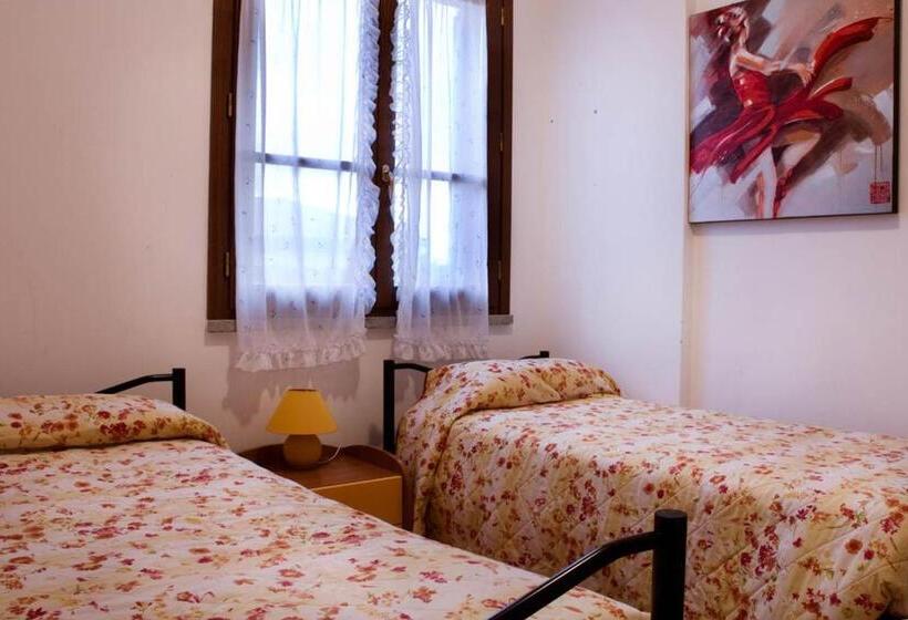 דירת שני חדרים, Assia Spa