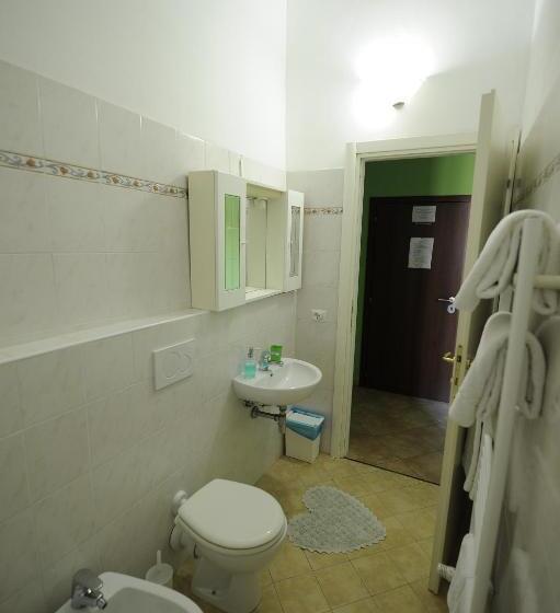 اتاق استاندارد سه نفره, B&b Calcio Storico